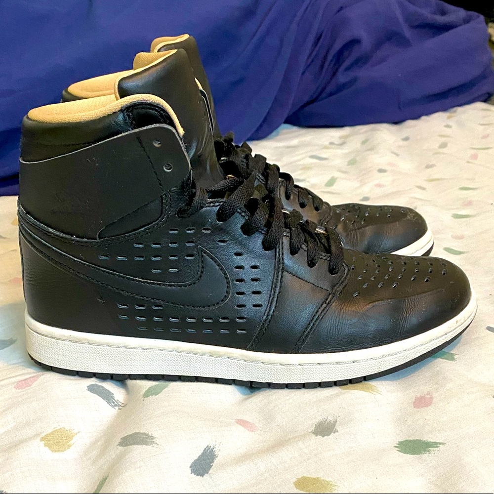 Nike Air Jordan 1 Retro High ‘Black Vachetta Tan’ Men’s Size 8 - 845018-030